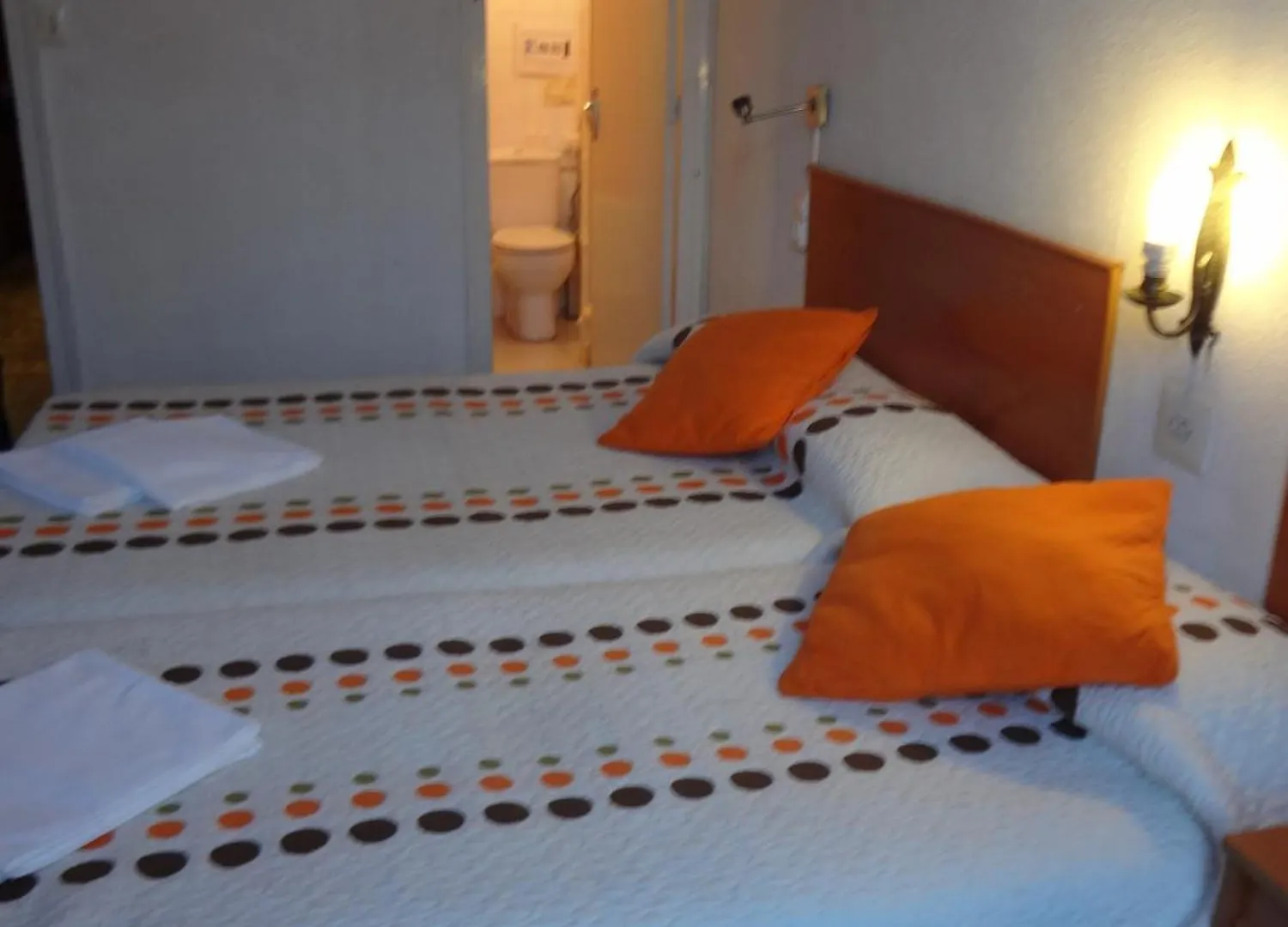Hostal Lima Barcelona España