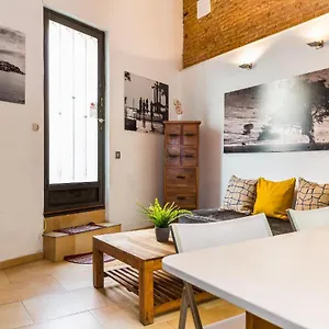 Fridays Flats Dreamy Duplex - Stylish Loft Hotel
