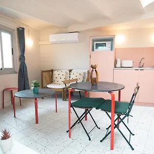Smartr Ramblas Aparthotel